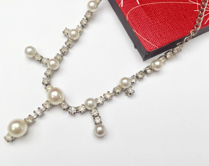 Rhinestone Pearl Necklace -Silver metal - Wedding Bride