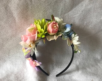 Frida Inspired Flower Hair Crown headpiece, Boho Flower Headband, Flower Floral Hair crown, Bridal Garden flower headpiece, Cinco de Mayo