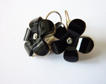 AI116 - Handcrafted Black Earring with Pearls main image 0