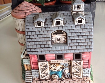 Lefton "Cole's Barn" Hand painted light-up ceramic barn from 1988