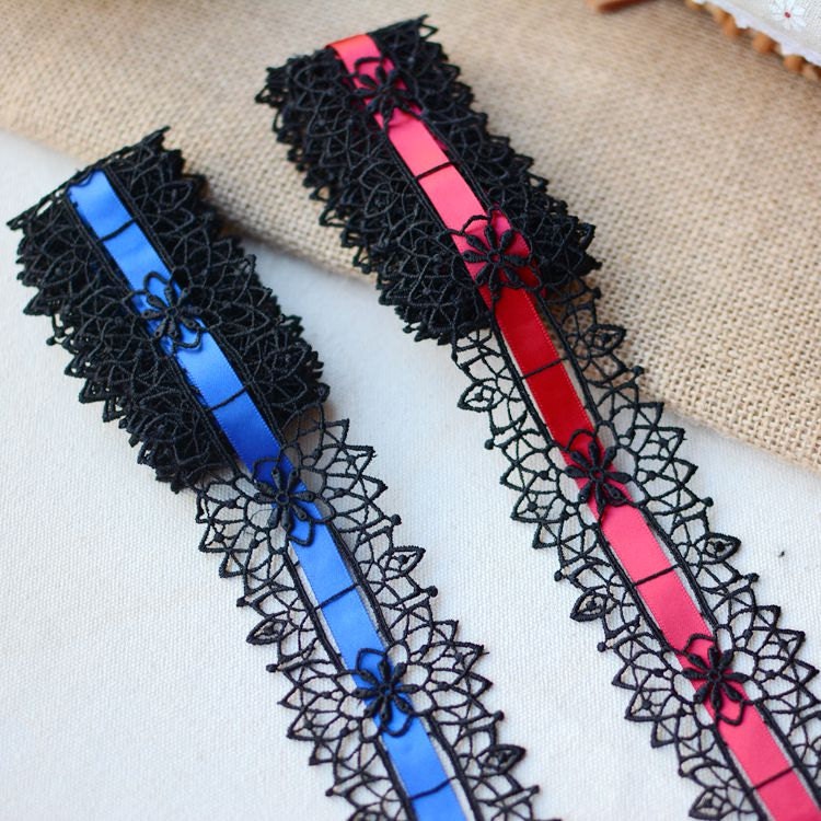 black laces red tips