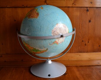 Globe Vintage 1969 Nystrom 12"