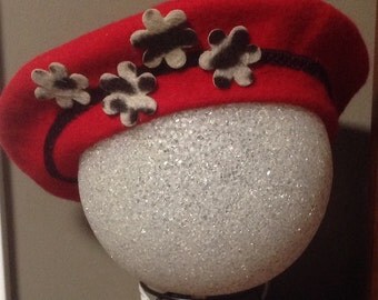 Vintage Red Wool Designer Hat By Soprattutto, Capelli, vintage Wool Tam Hat, Vintage Clothing, Wool Hat, Vintage Designer Hat
