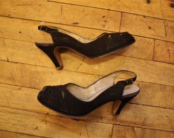Vintage 1940's-50's Brown Suede Peep Toe Sling Back Shoes * Size 6.5 AA