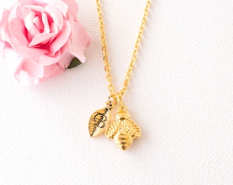 Gold bee necklace, gold bee jewellery, bumble bee necklace, mothers day gift, Best Friends, sister gifts, gift for sister, GPBEIN0317