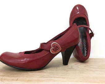 Vintage Red Mary Janes / Shoes with Rhinestones / Low Heel Mary Janes / 90s Vintage Red Shoes Women / Shoes with Buckle & Hearts Size 40