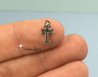 16 Silver Cross Charms 11 x 6 mm - ts1221