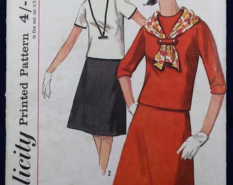 Vintage Sewing Pattern for a Teen's Blouse & Skirt in Size 14t - Simplicity 5585