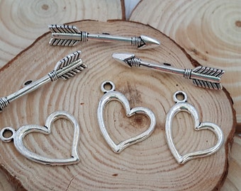 5 Sets of Heart & Arrow Toggle Clasp in Antiqued Silver | 3015