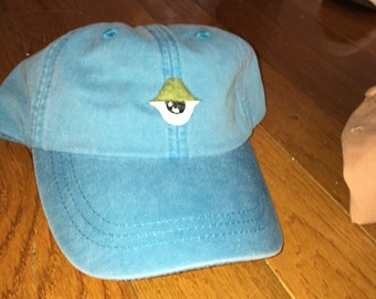 sequential art googly eyes hat