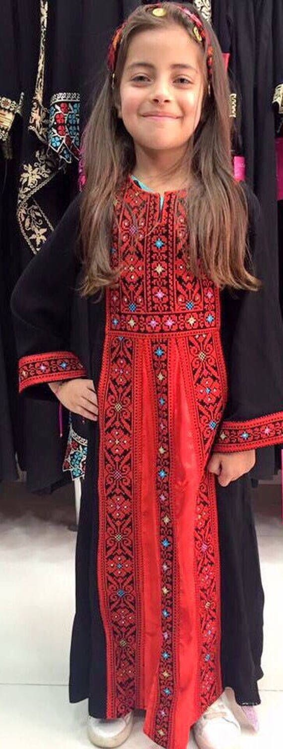 Girls traditional Palestinian dress / Thob / Thoub / Thoube