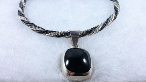 black onyx pendant necklace