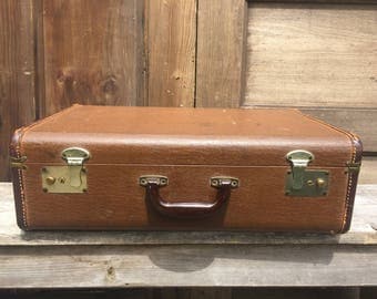 suitcase box favor label