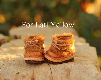 lati yellow