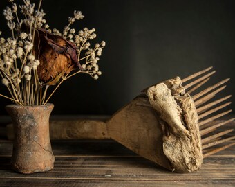 Primitive witch Tool, Antique Hand Carders, Wool Carders, Wood Hetchel Flax, Redman Carders, Spinning Wool, Spinning Cotton, Handmade