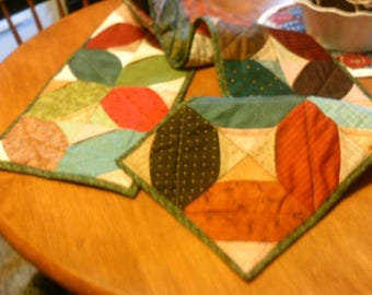Hugs and Kisses Table Runner X's and O's
