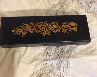 Rare Vintage Wooden RJ Reynolds Cigarette Display/Sampler Case