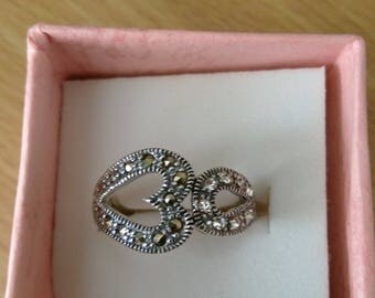 Vintage Sterling Silver Marcasite Modernist Style Love Heart Ring. Size J