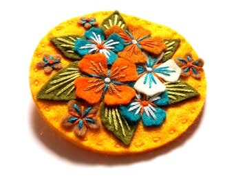 HYDRANGEA felt brooch pin with freeform embroidery - scandinavian style