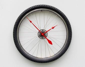 bike wheel clock, bike tire clock gift, mountain bike, steampunk gift, cycle clock, timepiece, bicycle clock, Recycled Bike Wheel tire clock
