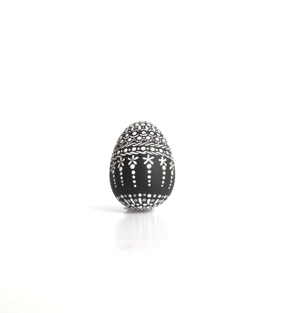 Painted Easter Eggs:Black and white painted eggs Easter decor painted eggs ornamental