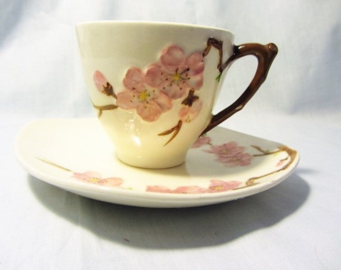 Camellia by Metlox - Poppytrail - Vernon Cup and Saucer, 1947 Serving Tea Cup and Saucer, Serving Set, Floral Tea Set, Coffee Cup and Saucer