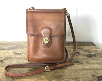 Vintage Coach Bag - Saddle British Tan Leather Crossbody Satchel