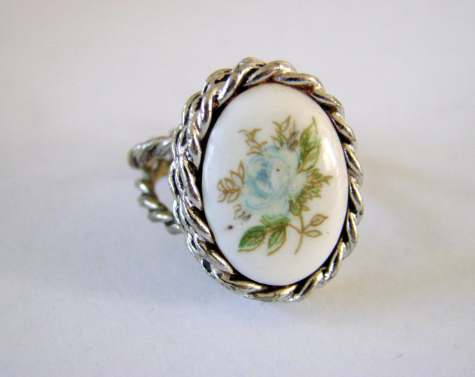 Vintage Sarah Coventry Blue Floral Adjustable Ring Silver Tone Rope Twist Jewelry Jewellery