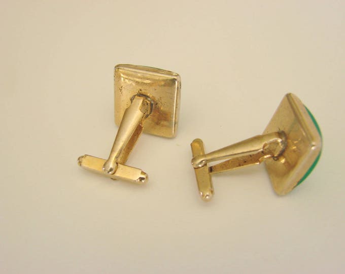 1950s-1960s Green Moonglow Thermoset Goldtone Cufflinks Mid Century Mens Vintage Jewelry