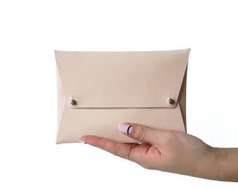 Leather Envelope Clutch | Size: Party, Natural