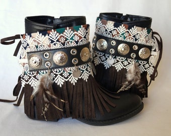 Native American fringe boot covers-Boho boot covers -Gypsy boot cuffs-70' clothing-Hippie boot cuffs-Boot socks-Ethnic boot cuffs