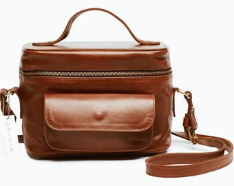 The Weekender Camera bag Brown Leather Camera Bag, Photography Bag, Womens Camera Bag, Leather Camera Bag, dslr camera bag,