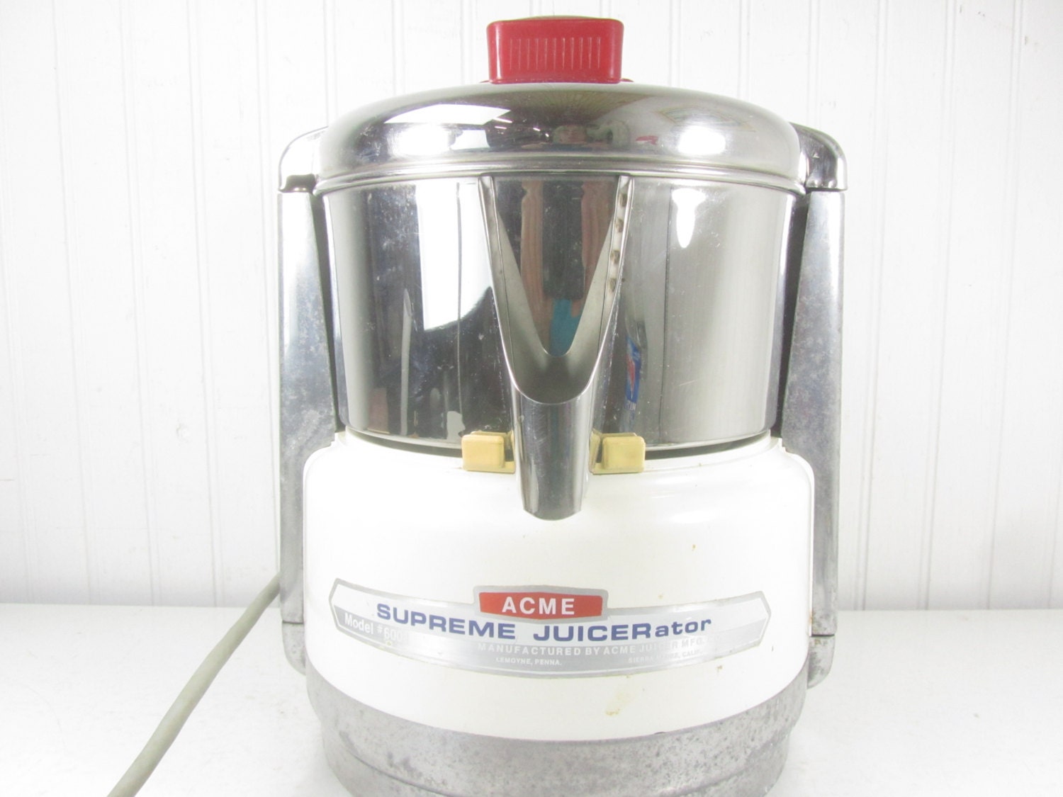 Acme Supreme Juicerator Model 6001 Mid Century Juicer Acme