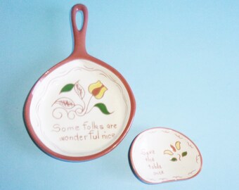 Ruth Price Motto Ware Pottery Skillet or Frying Pan Shaped Dish and Spoon Rest Pennsylvania Dutch Redware Vintage