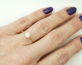 Solitaire ring-Diamond Engagement Ring-14K Yellow Gold-Promise ring-Bridal Jewelry-Anniversary present-For her-Gold ring-Bridal ring