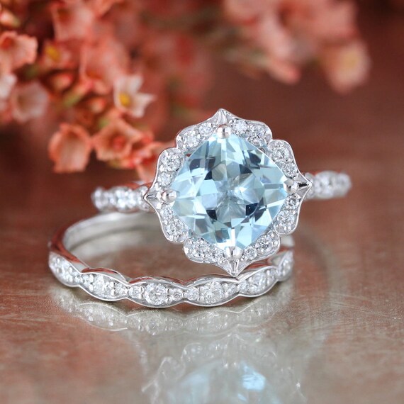 14k White Gold Vintage Floral Aquamarine Engagement Ring and