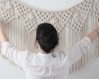 Macrame Wall Hanging, Wallbanner, Nursery decor, Backdrop Wedding, home decor - model BELLA