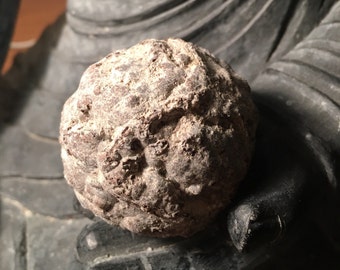 Crack your own geode - geode - party favor - quartz - crystals - geodes - party game - authentic - raw stone - crystal - minerals - gift