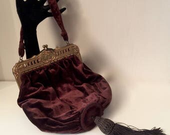 Post Civil War Brown Velvet Handbag VG2598