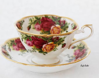 Royal Albert, Old Country Roses, Teacup And Saucer, Red Roses, Yellow Roses, Avon, 1964s