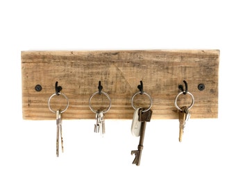 Reclaimed Wood Key Holder - key hanger key hook rack key rack key hooks wood wall hooks wall decor rustic wall hooks pallet wood key holder