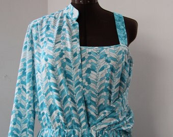 Vintage beautiful, breezy summer dress from the 70s
