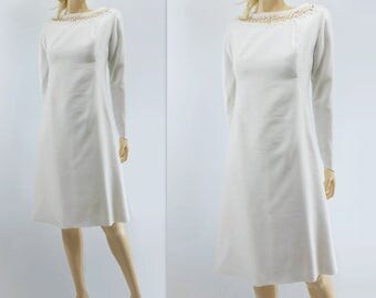 60s Wedding Dress Short Wedding Dress Knee Length Wedding 60s Vintage Wedding Wedding Shift Dress Mod Wedding Dress 1960s Wedding Dress m
