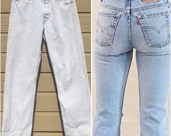 white levi boyfriend jeans