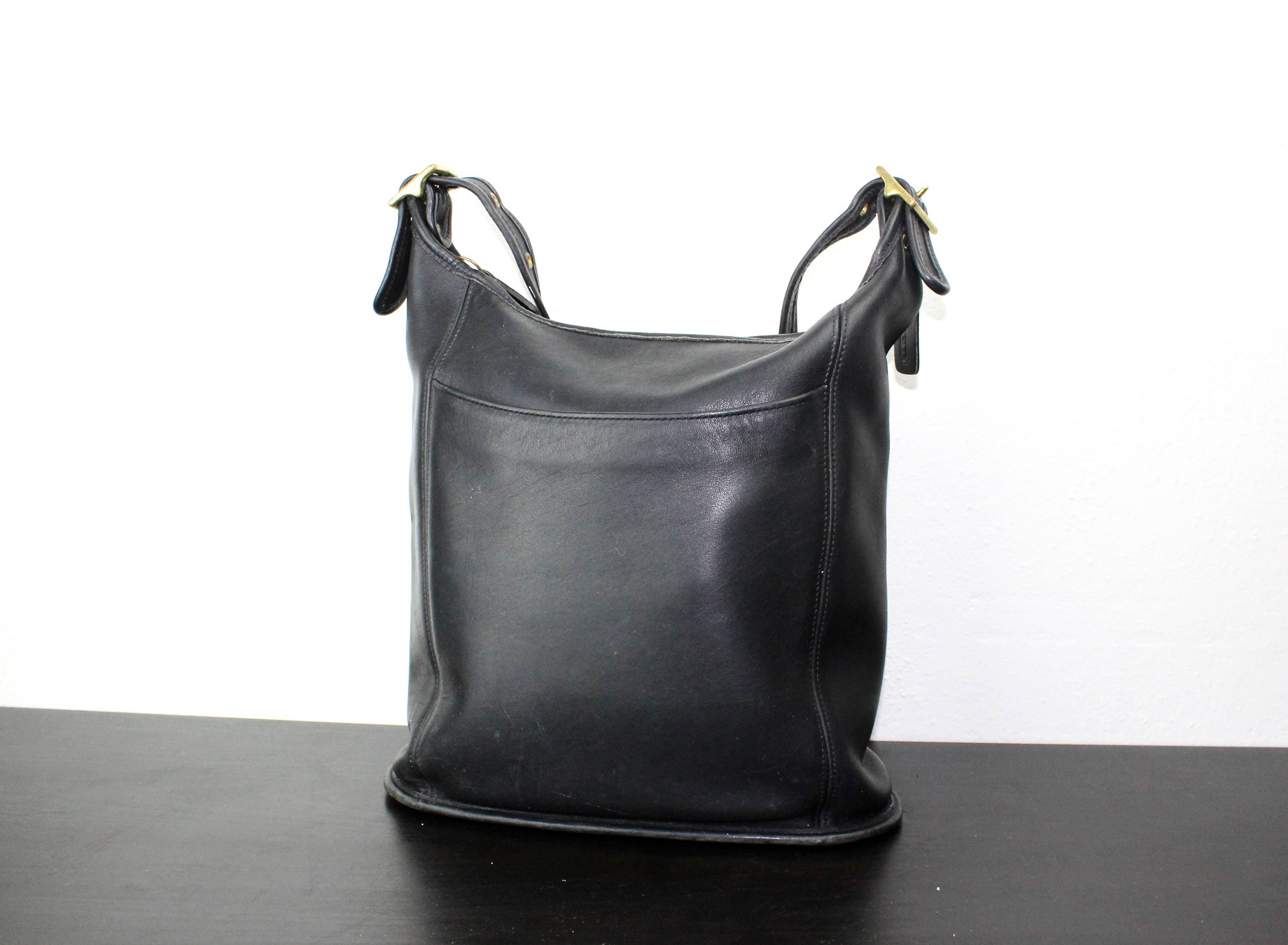 Vintage Black Coach Large Leather Shoulder Purse Bucket Bag