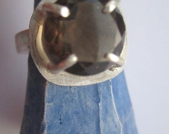 Smokey Quartz Ring ./. Sterling Silver Ring ./. Brown Stone Ring ./. Bague Pierre ./. Smokey Topaz Ring ./. Claw Setting Ring ./. Swedish