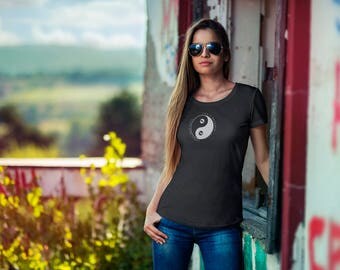 Equestrian gift / Horse shirt / Horse clothing / gift for horse lover / Women's T-Shirt / Riding shirt /inspirational T-Shirt