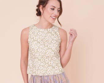 Floral cropped top