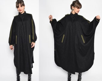 Vintage 80's Austrian Button Cape Coat / Black Wool Hooded Cape / Black Tyrol Cape - Size Large