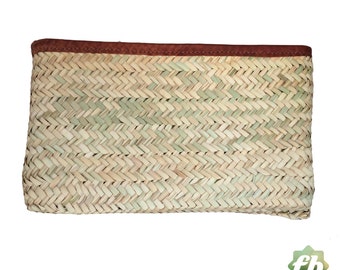 French Baskets clutch bags simple : French Basket, Moroccan Basket, straw bag, french market basket, Beach Bag, straw bag